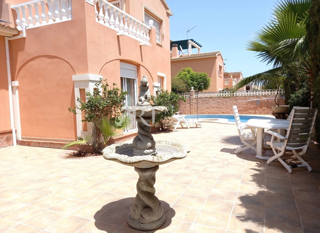 Herverkoop - Villa - Albir