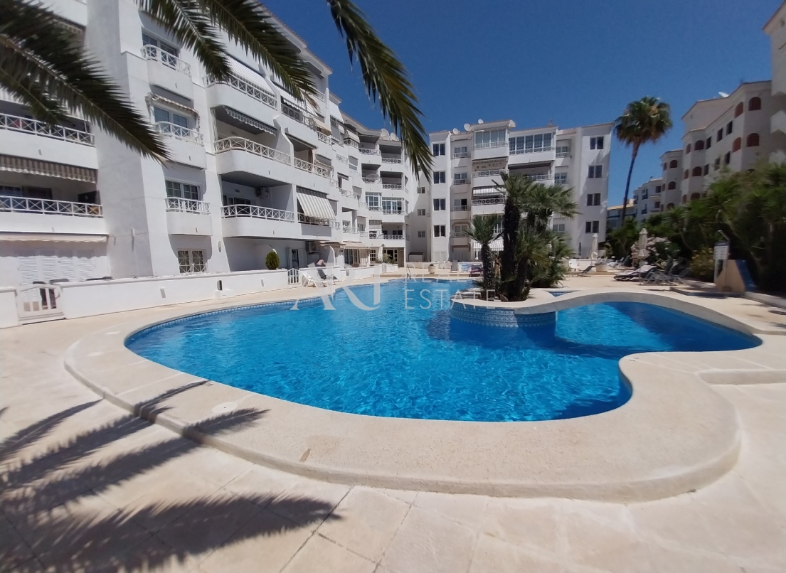 Resale - Apartment - Albir