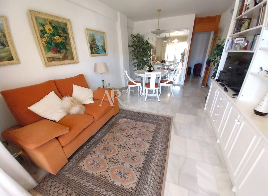 Resale - Apartment - Albir