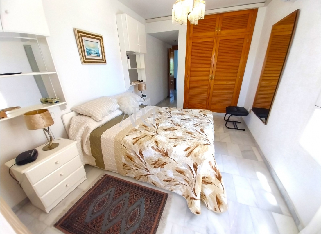 Resale - Apartment - Albir