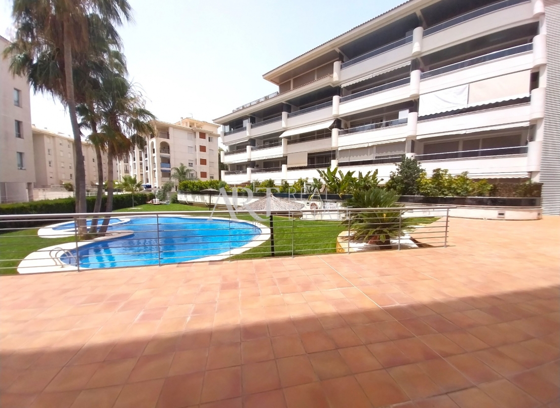 Resale - Apartment - Albir