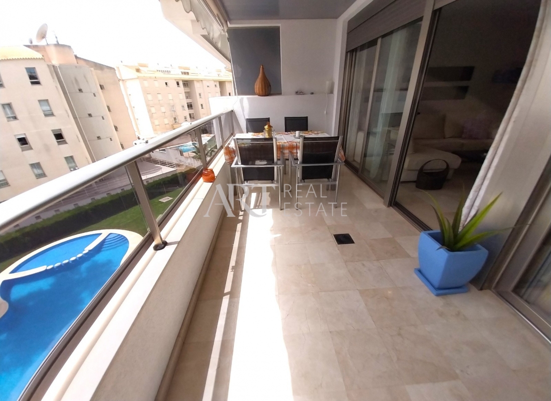 Resale - Apartment - Albir