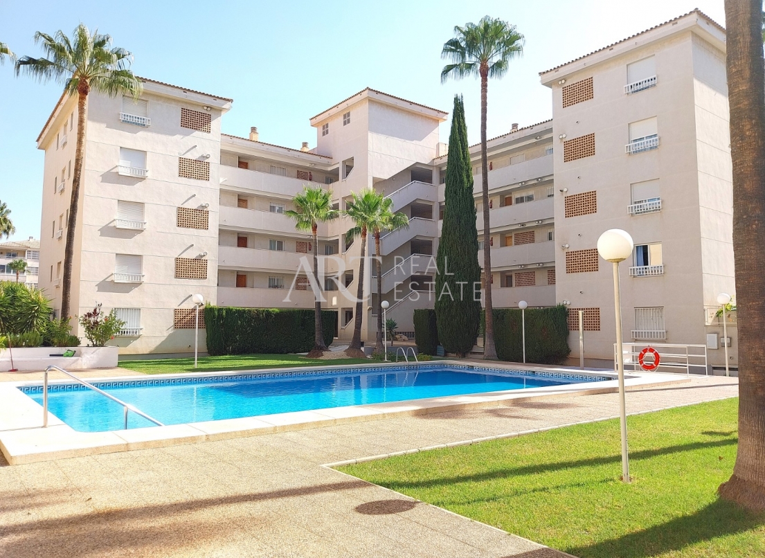 Resale - Apartment - Albir