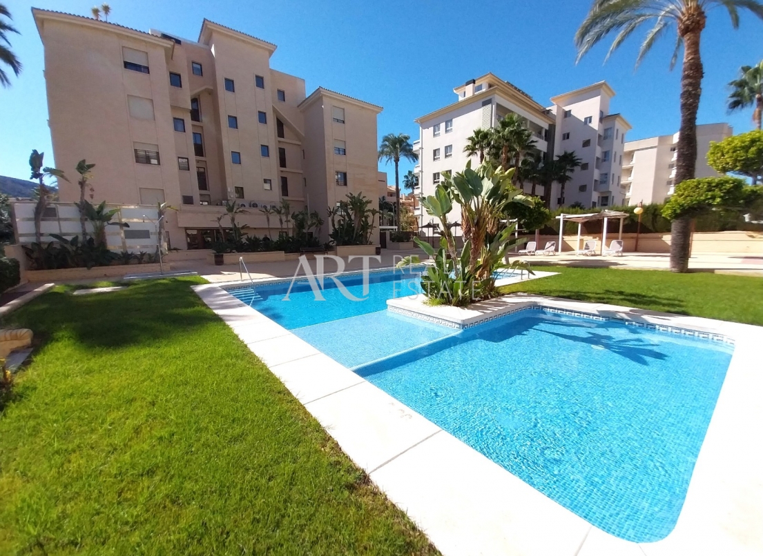 Resale - Apartment - Albir