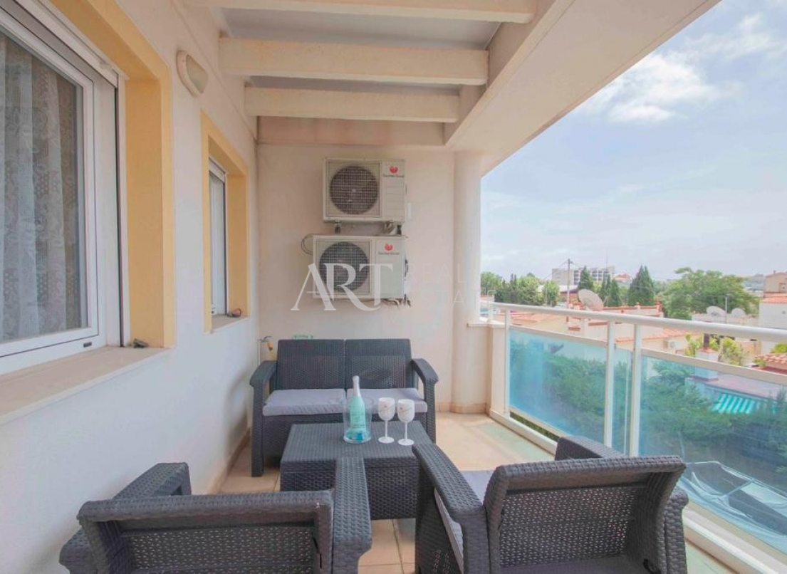 Resale - Apartment - Albir