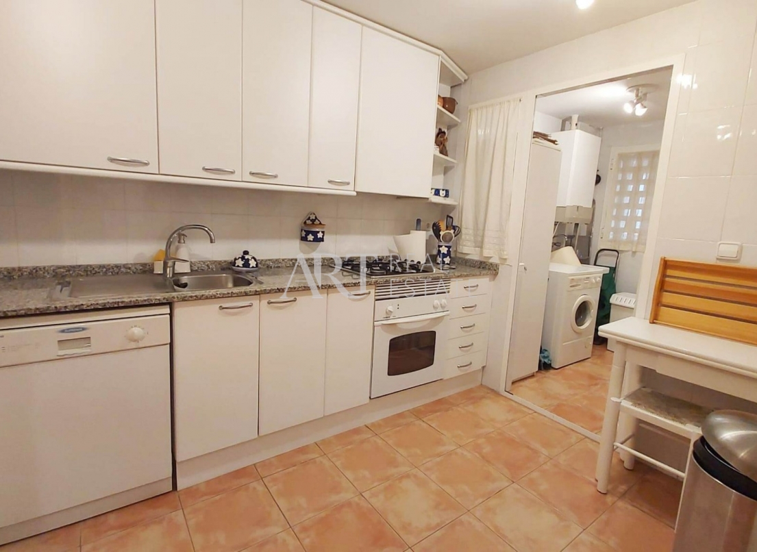 Resale - Apartment - Albir