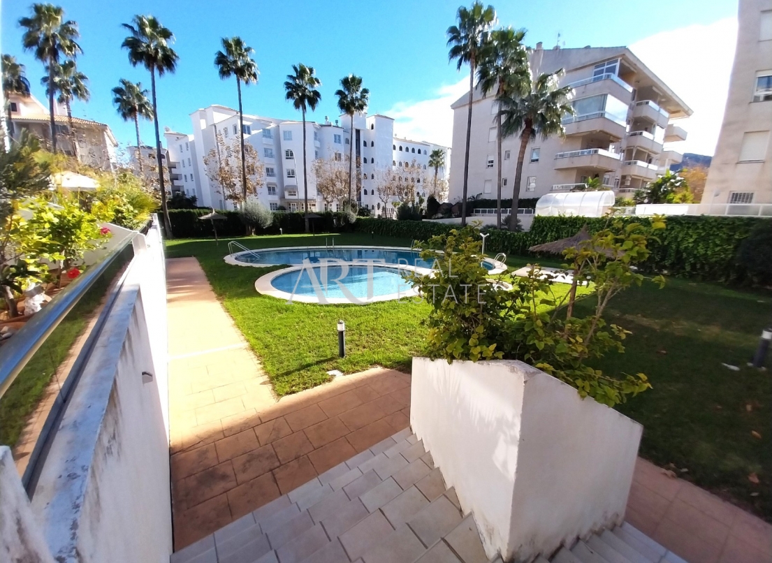 Resale - Apartment / flat - Albir