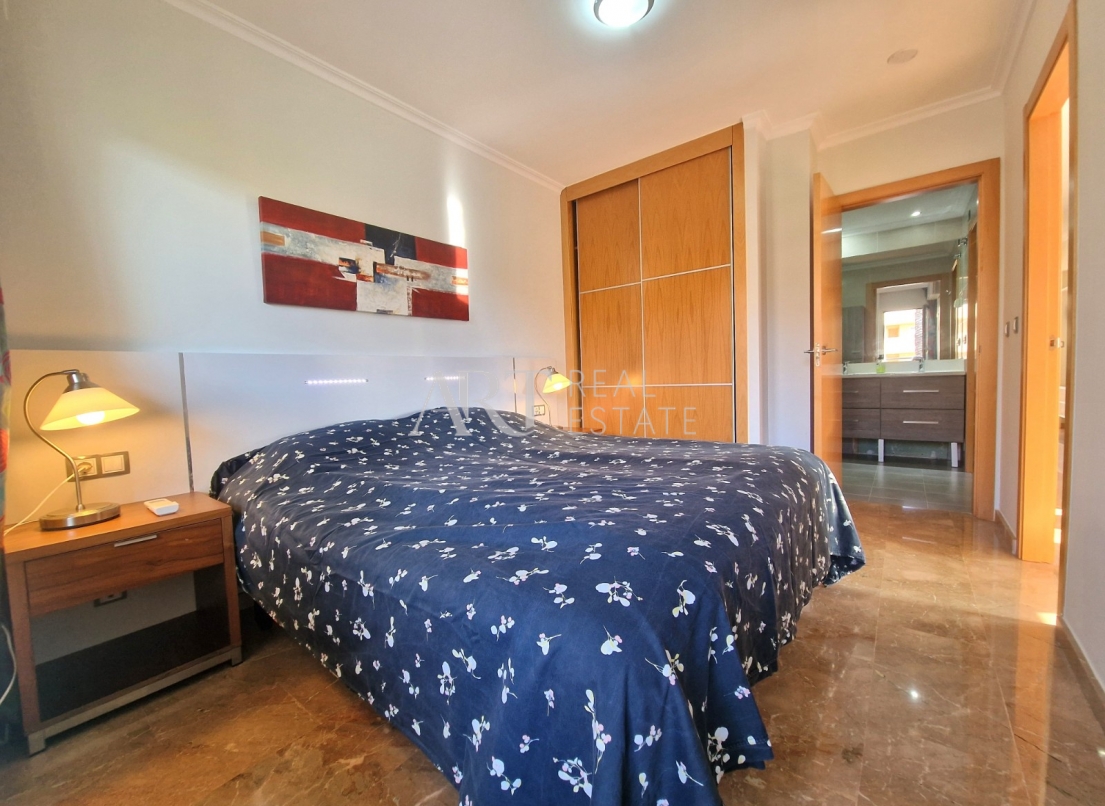 Resale - Apartment / flat - Albir