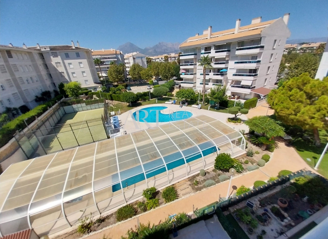 Resale - Apartment / flat - Albir