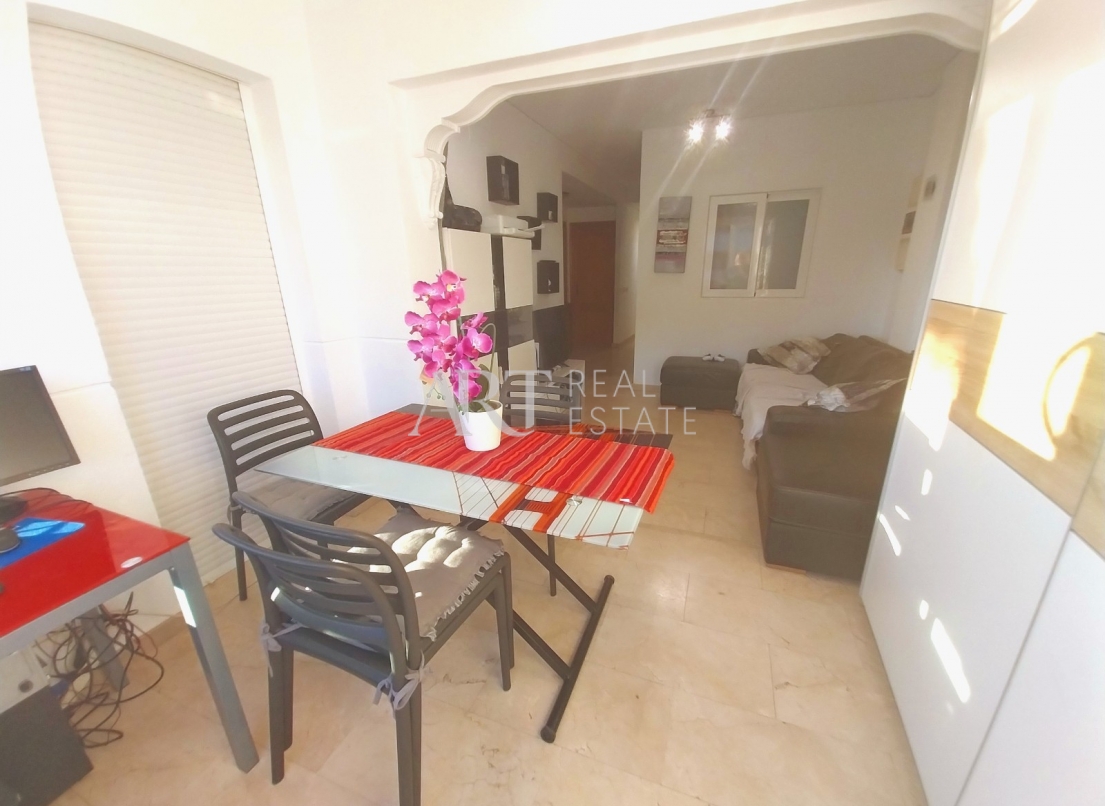 Resale - Apartment / flat - Albir