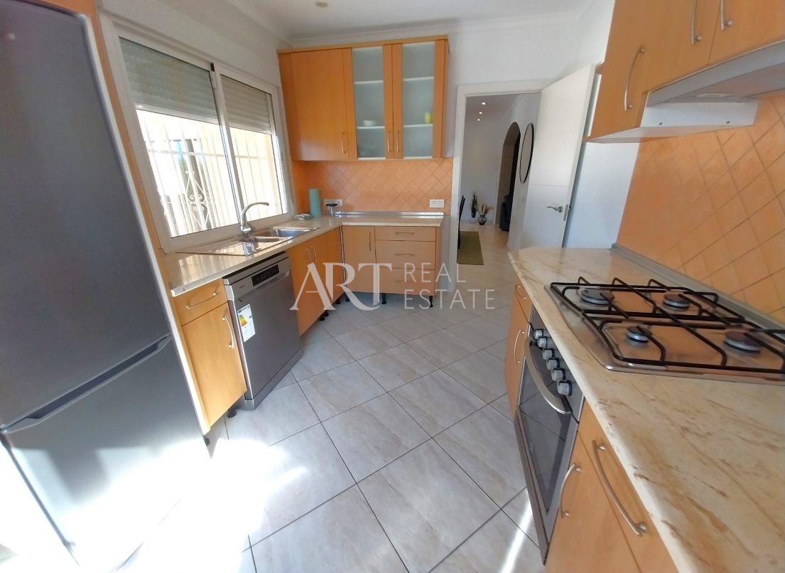 Resale - Villa - Albir