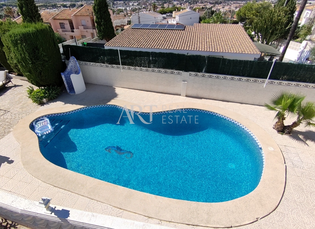 Resale - Villa - Albir