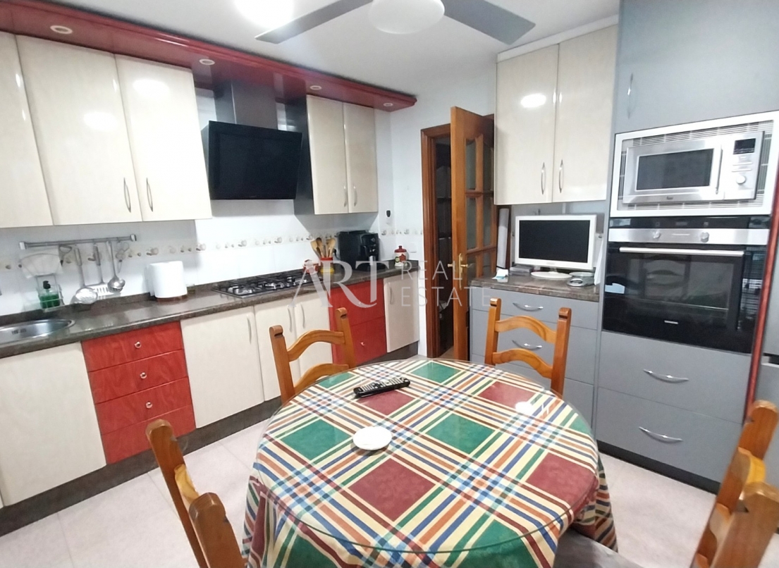 Resale - Villa - Albir