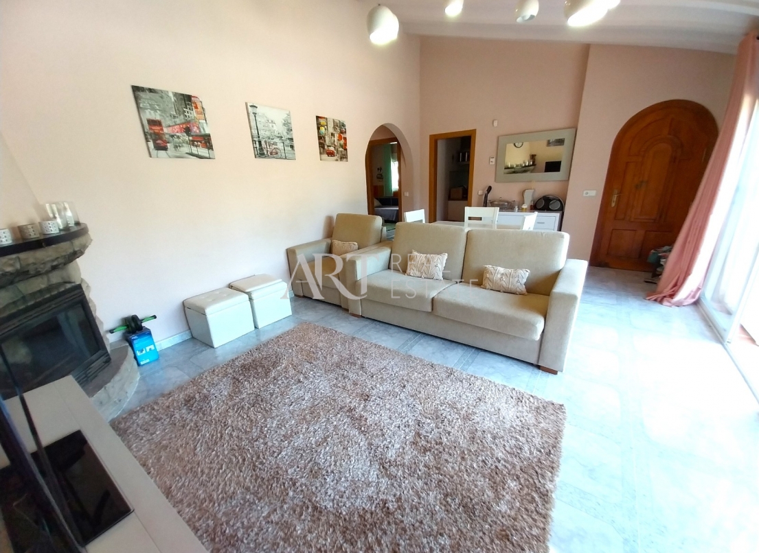 Resale - Villa - Albir