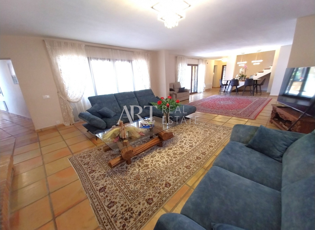 Resale - Villa - Alfas del Pí