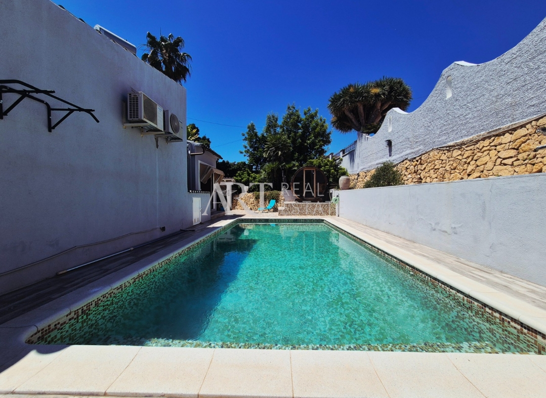 Resale - Villa - Alfas del Pí