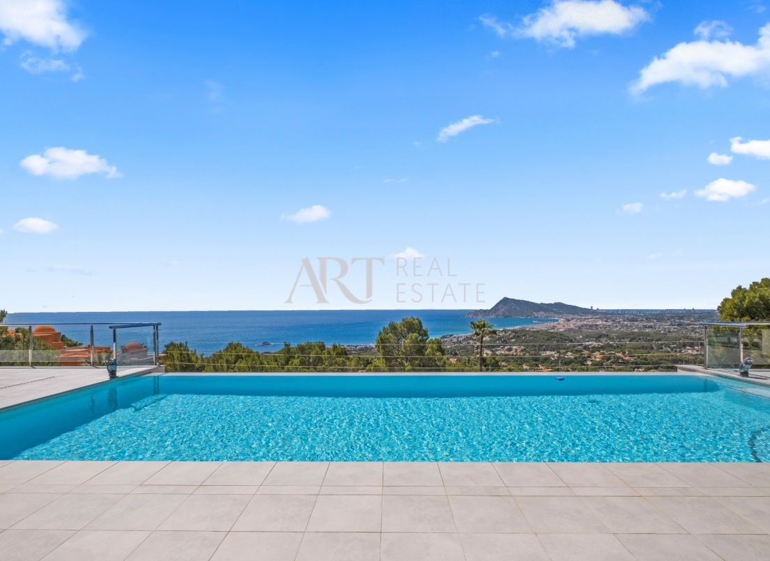 Resale - Villa - Altea