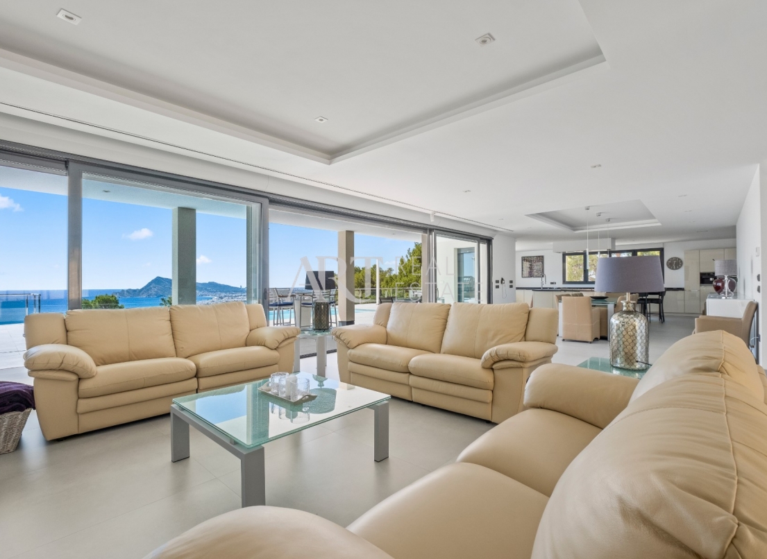 Resale - Villa - Altea