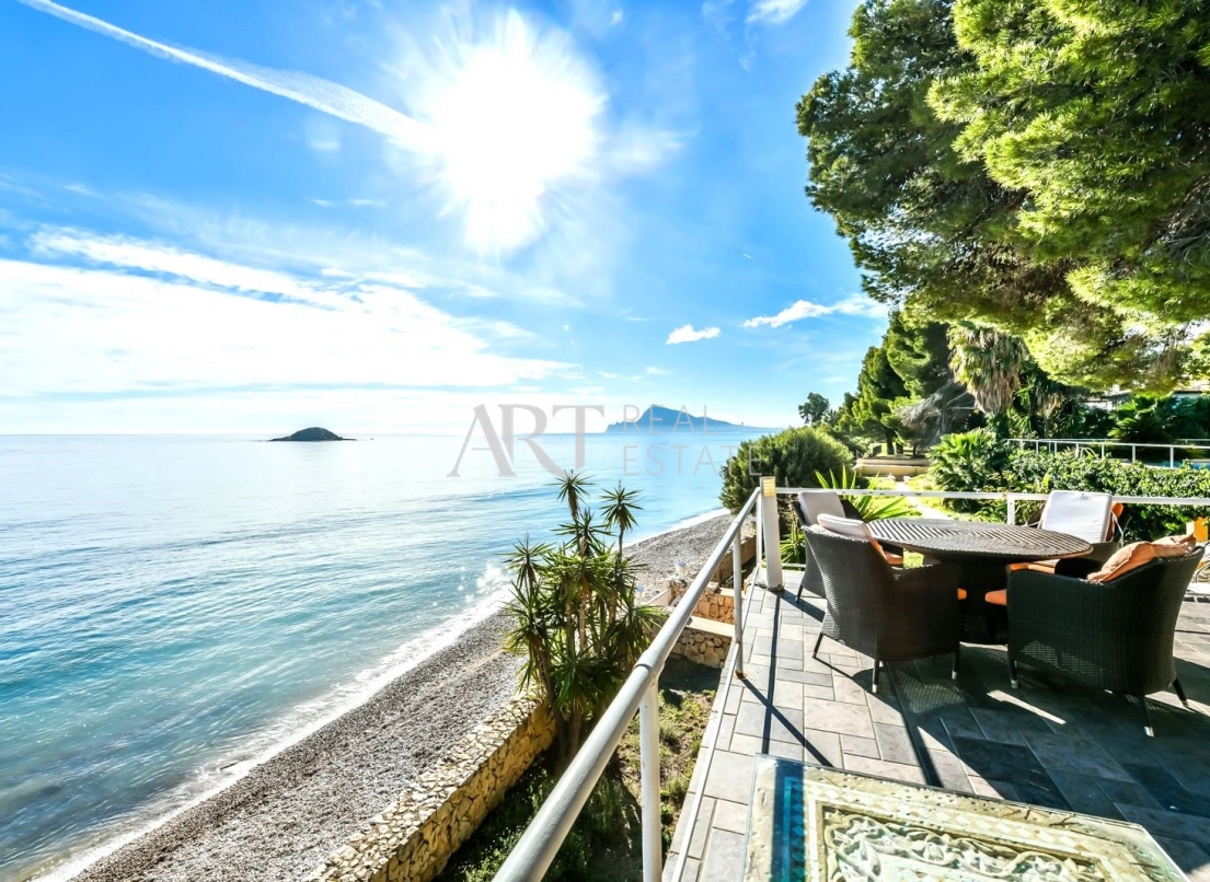 Resale - Villa - Altea