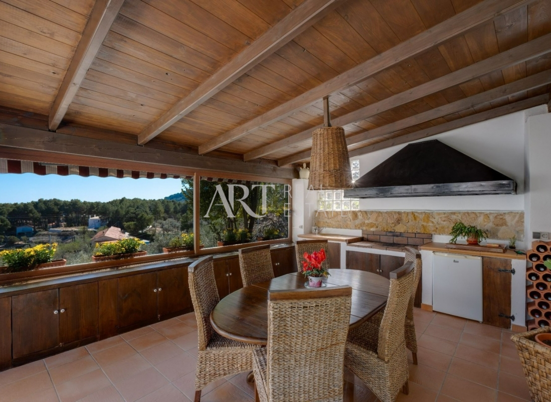 Resale - Villa - Benimantell