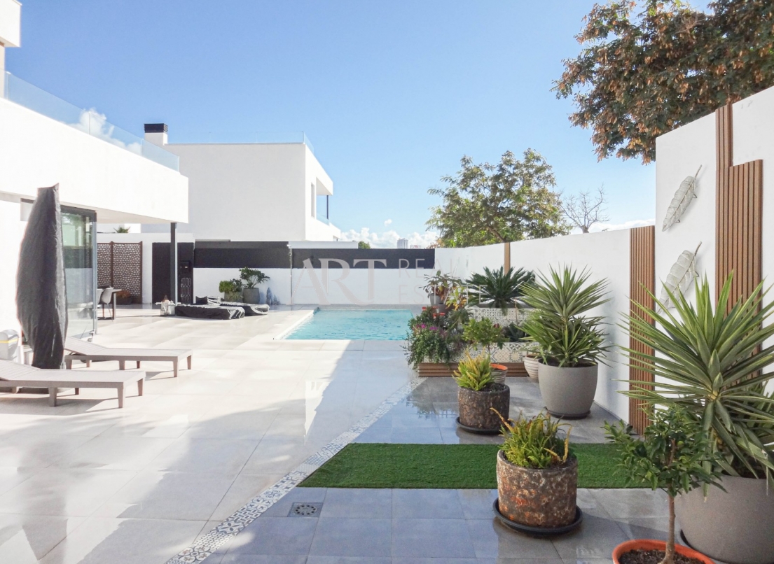 Resale - Villa - Finestrat