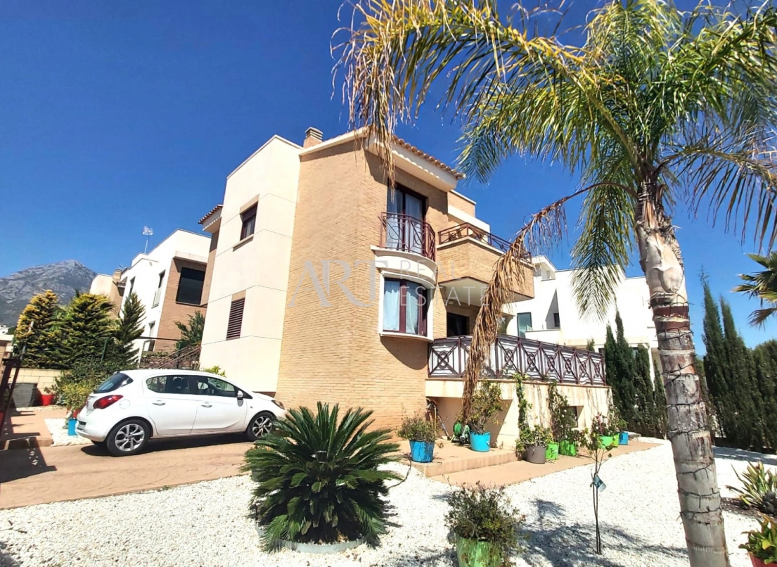 Resale - Villa - La Nucía