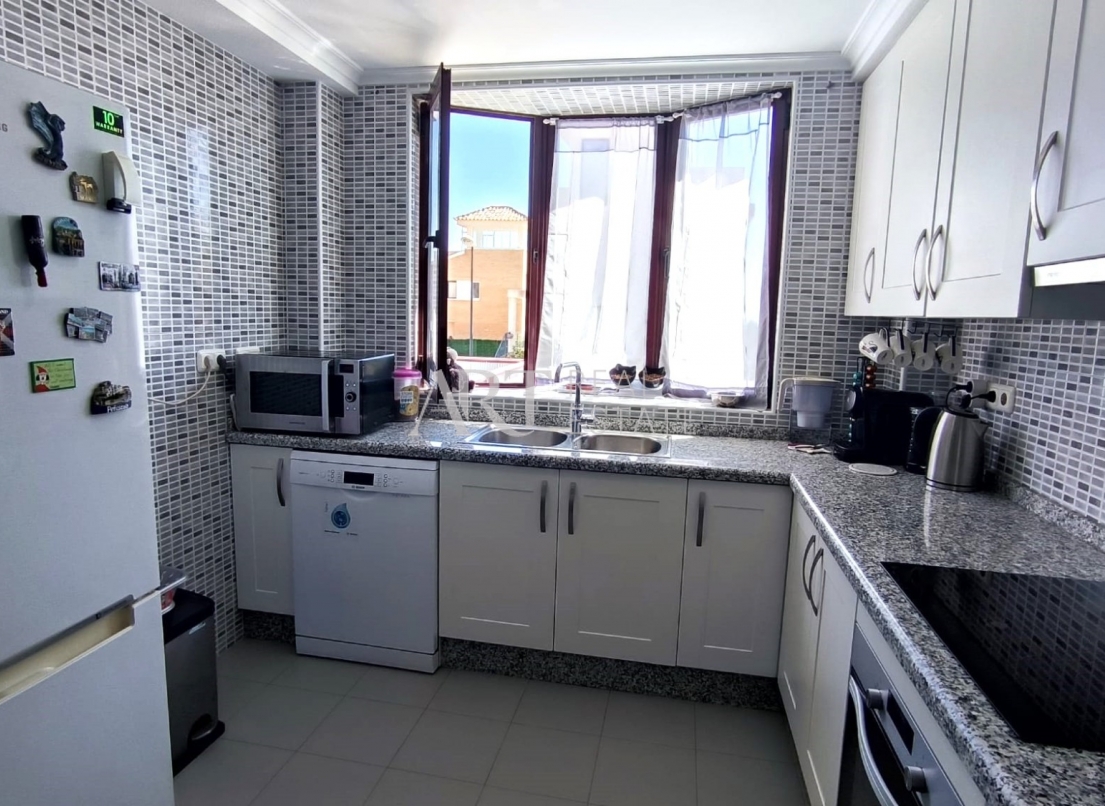 Resale - Villa - La Nucía