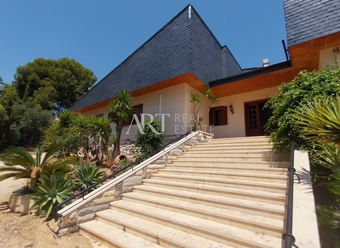 Resale - Villa - La Nucía