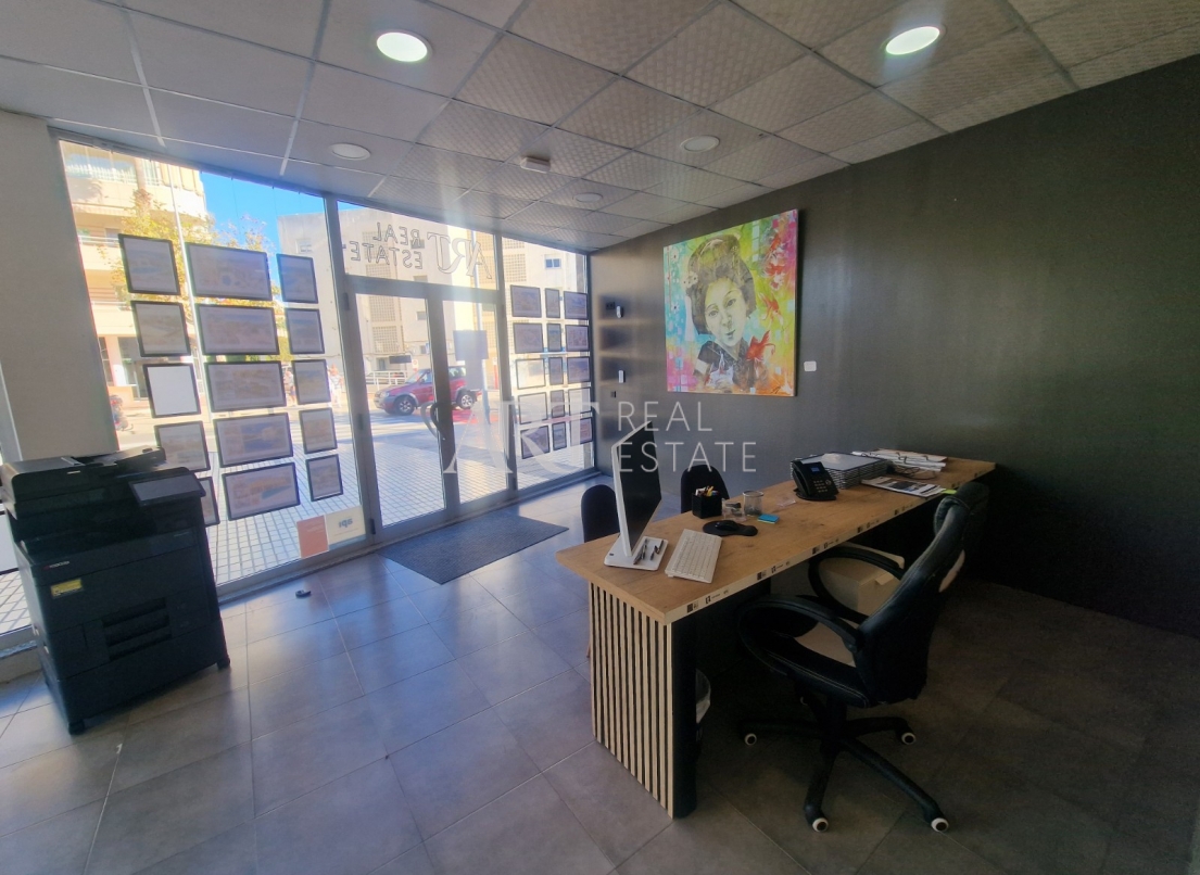 Videresalg - Kommersiell - Albir