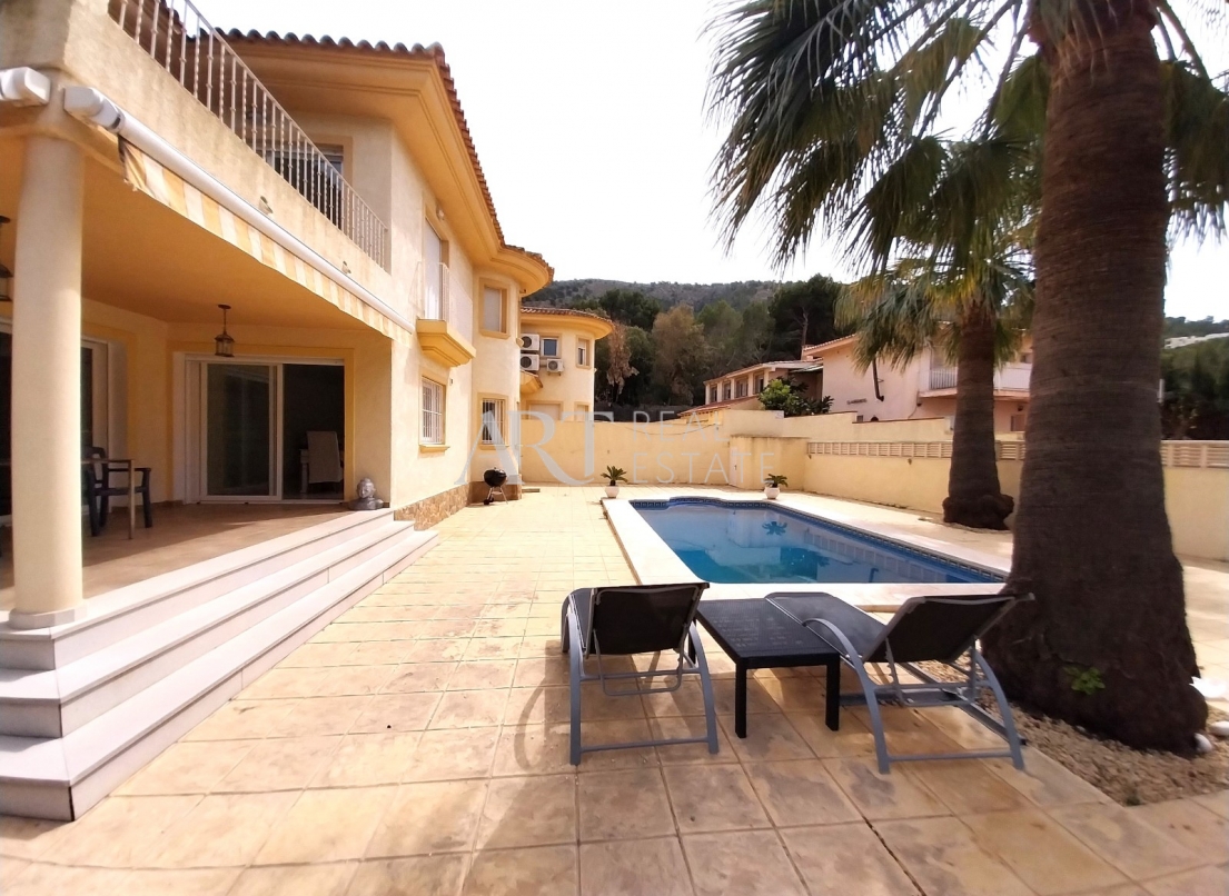 Videresalg - Villa - Albir