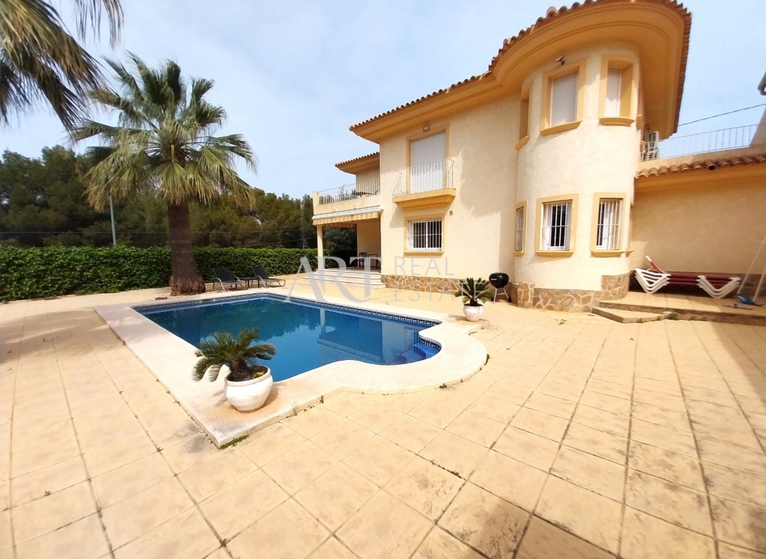 Videresalg - Villa - Albir