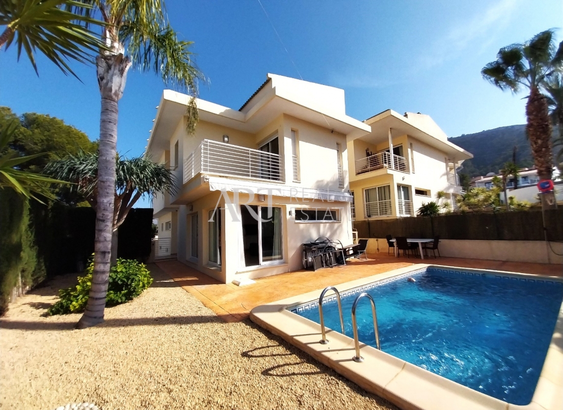 Videresalg - Villa - Albir