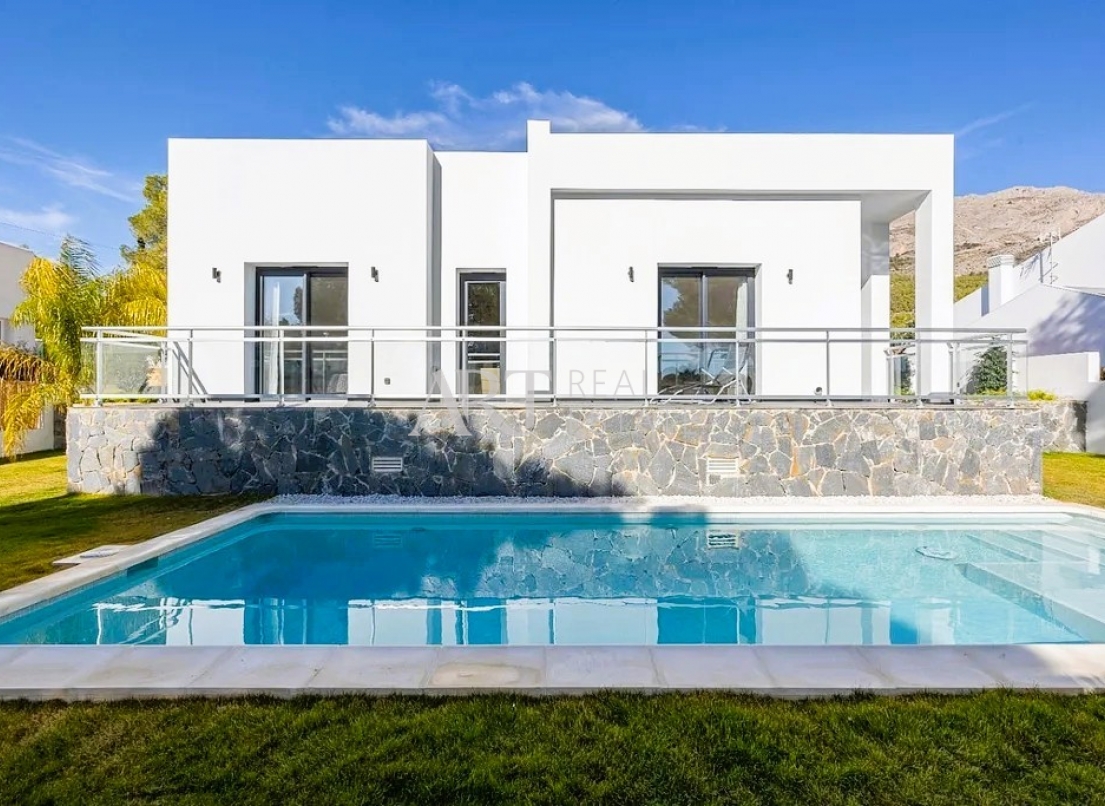 Videresalg - Villa - Altea