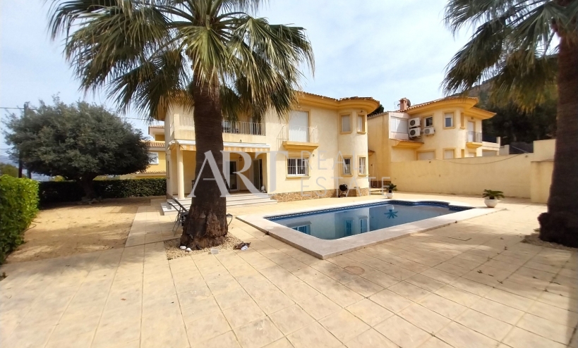 Villa - Herverkoop - Albir - Albir