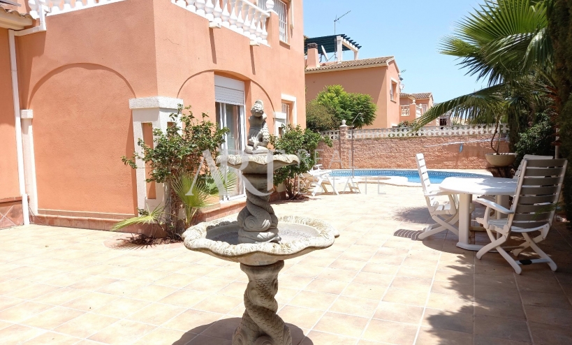 Villa - Herverkoop - Albir - Albir