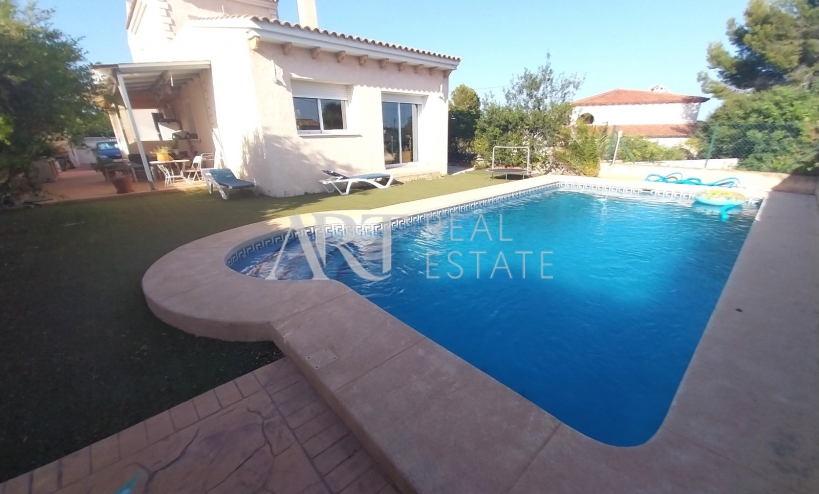 Villa - Resale - La Nucía - La Nucía