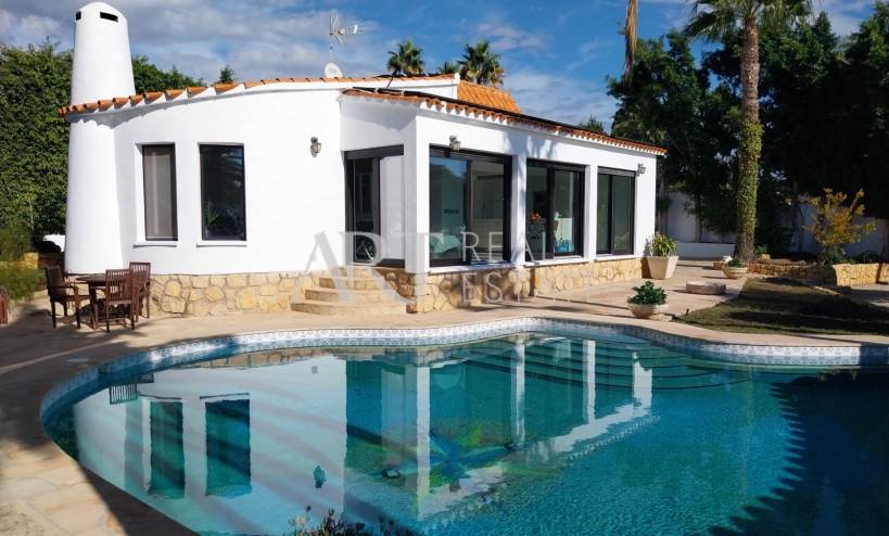 Villa - Resale - La Nucía - La Nucía