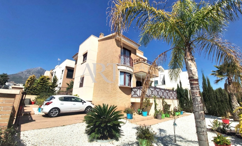 Villa - Resale - La Nucía - La Nucía