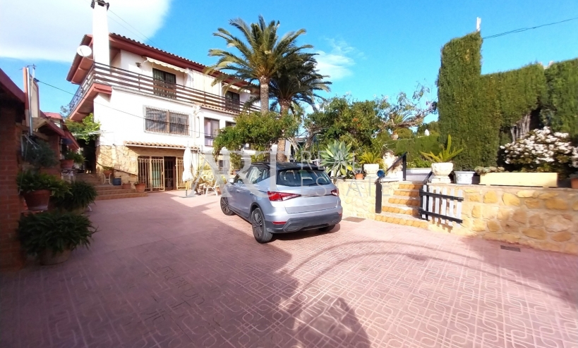 Villa - Resale - La Nucía - La Nucía