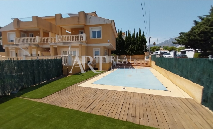 Villa - Resale - La Nucía - La Nucía