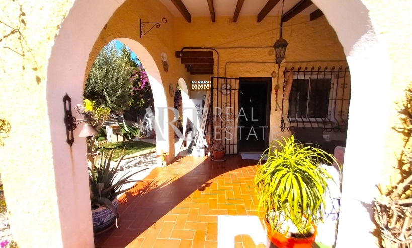 Resale - Villa - Alfas del Pí