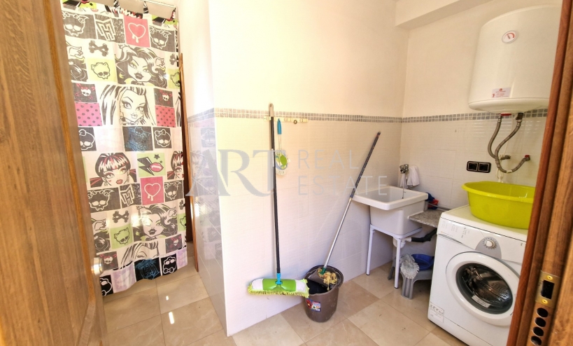 Resale - Villa - Altea