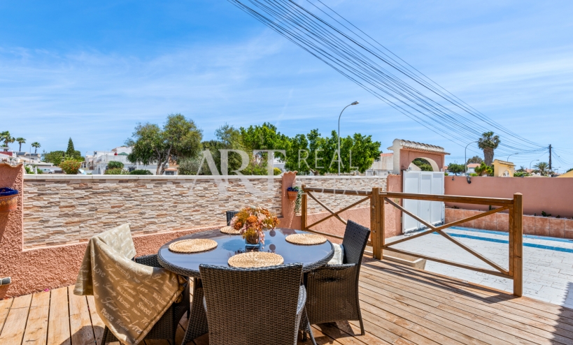 Reventa - Villa - Torrevieja