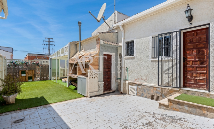 Reventa - Villa - Torrevieja