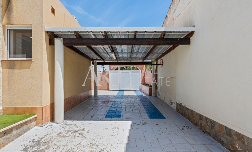 Reventa - Villa - Torrevieja