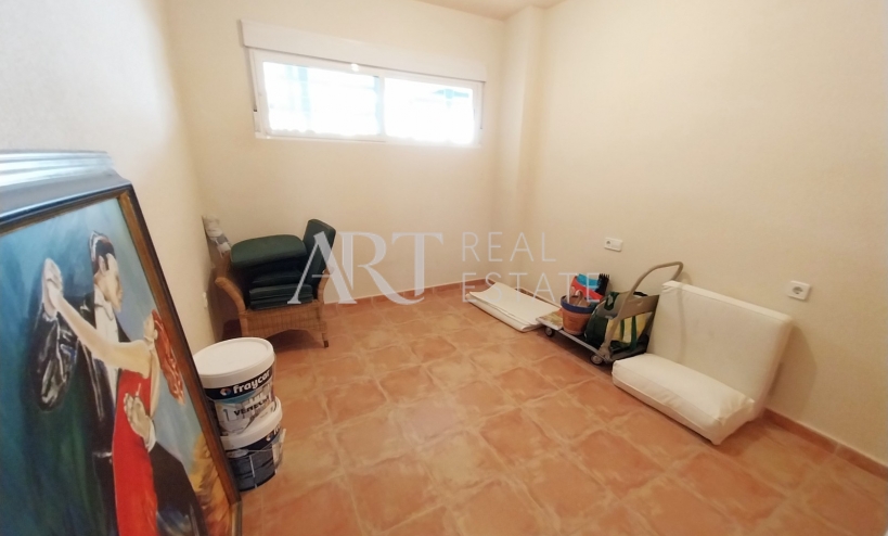 Resale - Apartment - Albir