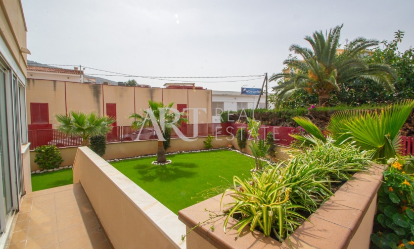 Resale - Apartment - Albir