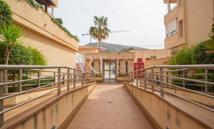 Resale - Apartment - Albir