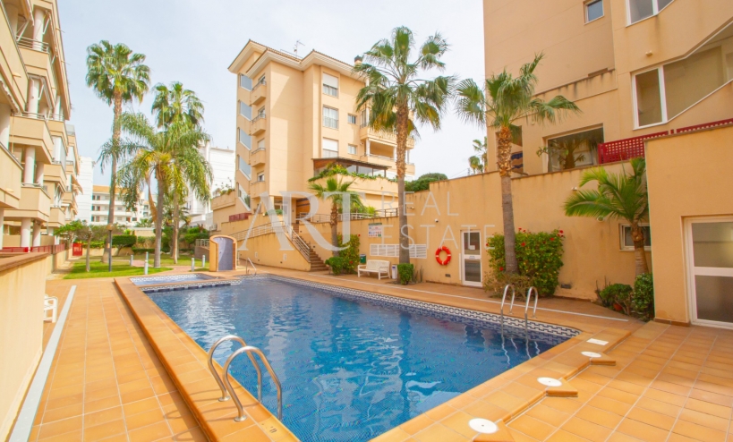 Resale - Apartment - Albir