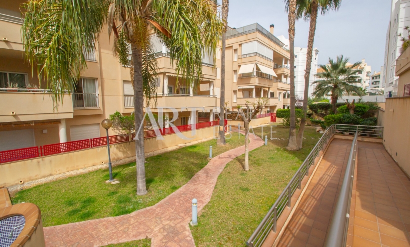 Resale - Apartment - Albir